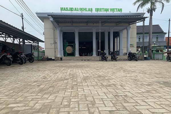 Proyek Masjid Al-Ikhlas